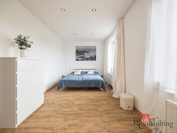 Prodej bytu 4+kk 108 m² - foto 2