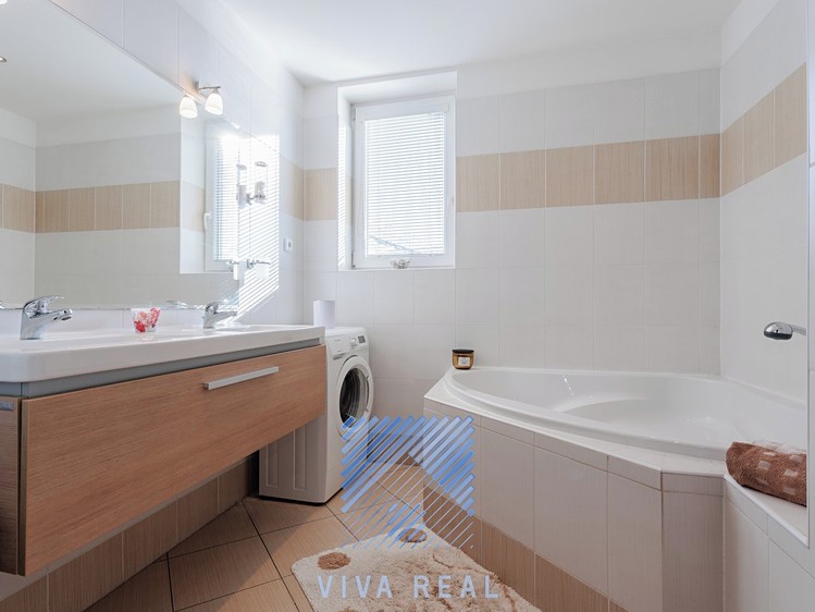 Prodej bytu 3+kk 82 m² - foto 9