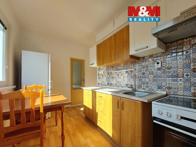 Prodej bytu 1+1 37 m² - foto 1