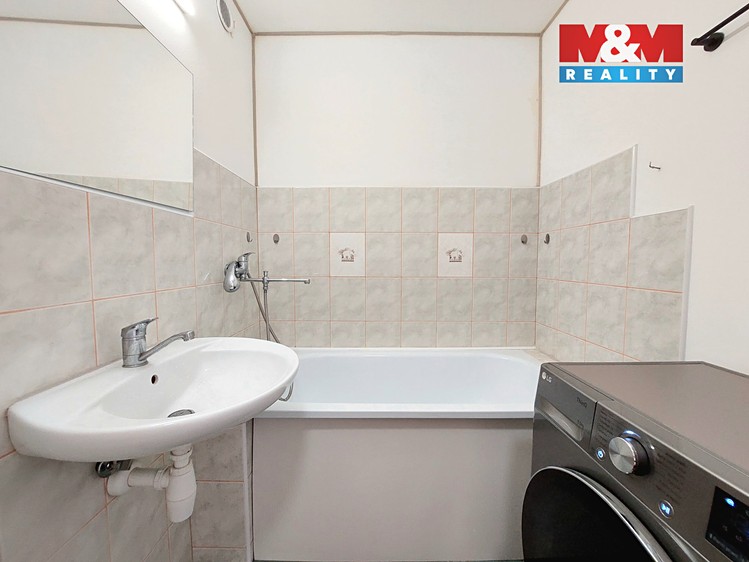 Prodej bytu 1+1 37 m² - foto 4