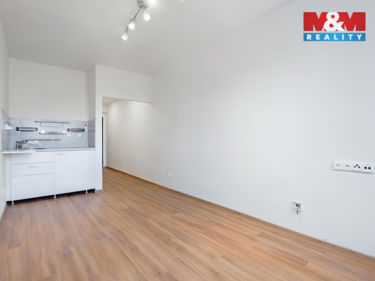 Prodej bytu 1+kk 23 m² - foto 2