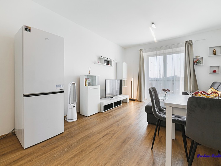 Prodej bytu 2+kk 50 m² (Jednopodlažní) - foto 3