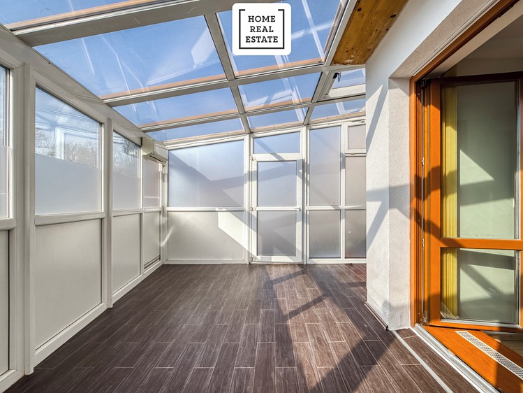 Prodej bytu 3+kk 77 m² (Jednopodlažní) - foto 2