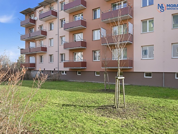 Prodej bytu 3+1 75 m² - foto 1