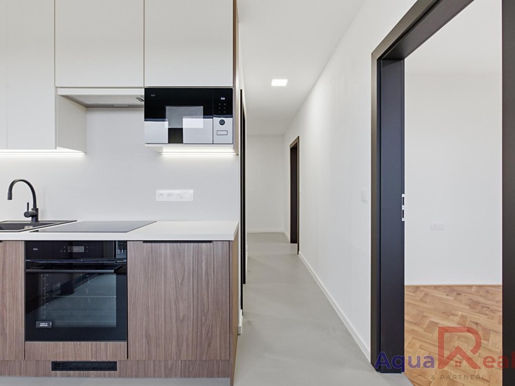 Prodej bytu 3+1 66 m² - foto 6