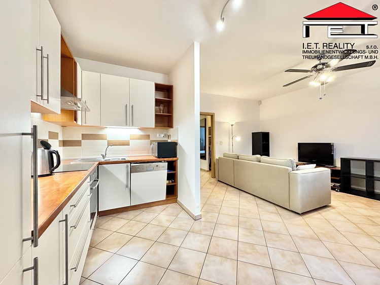 Prodej bytu 4+kk 99 m² - foto 3