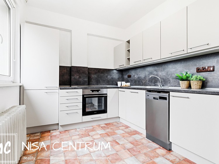 Prodej bytu 1+1 41 m² - foto 1
