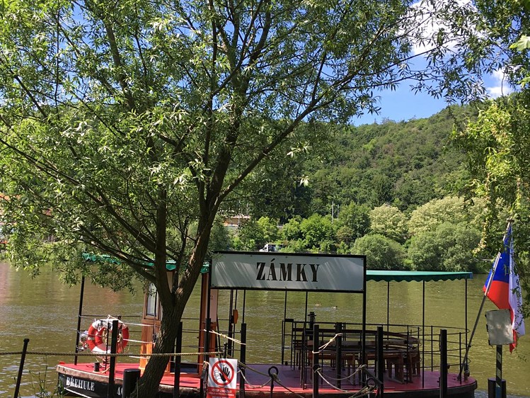 Prodej bytu 1+kk 35 m² (Podkrovní) - foto 3