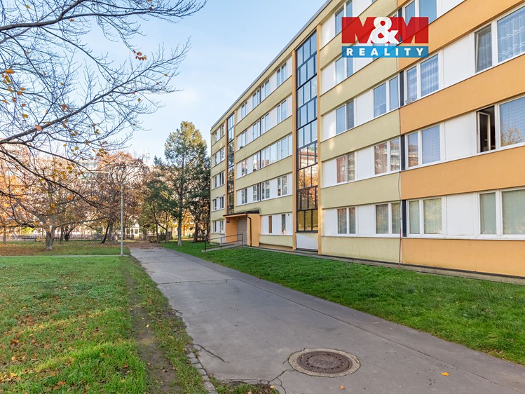 Prodej bytu 3+1 64 m² - foto 1