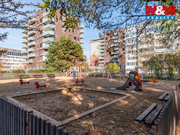 Prodej bytu 3+1 64 m² - foto 4