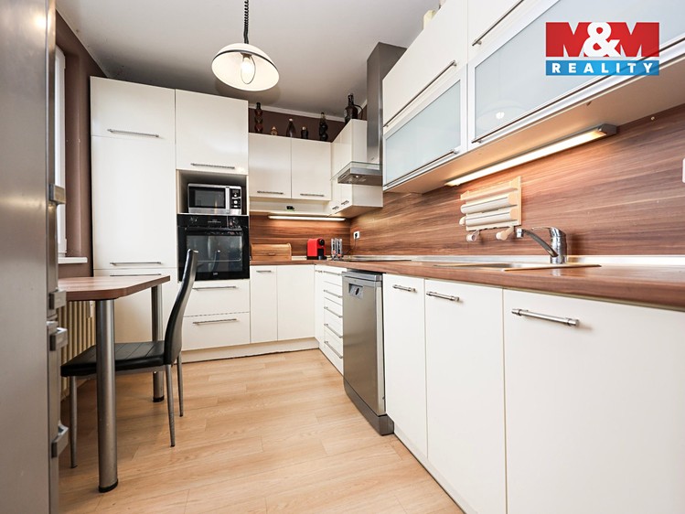 Prodej bytu 3+1 70 m² - foto 2