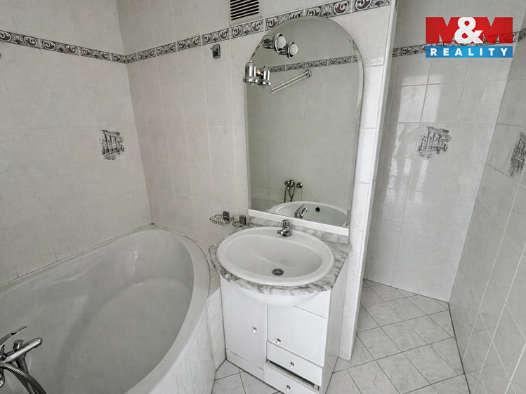 Prodej bytu 1+1 45 m² - foto 6