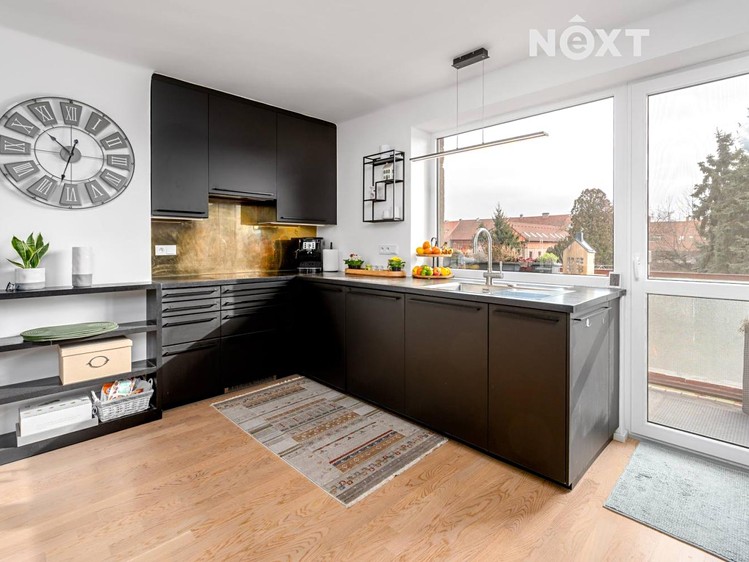 Prodej bytu 4+kk 81 m² (Jednopodlažní) - foto 4
