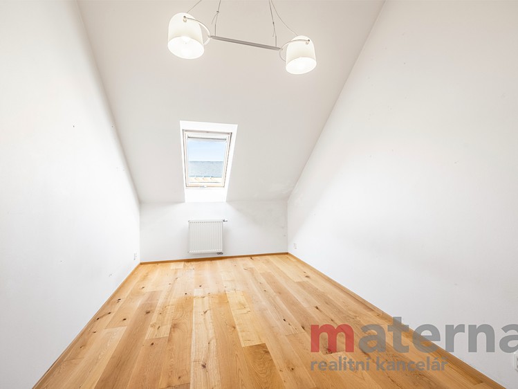 Prodej bytu 3+1 87 m² (Mezonet) - foto 8