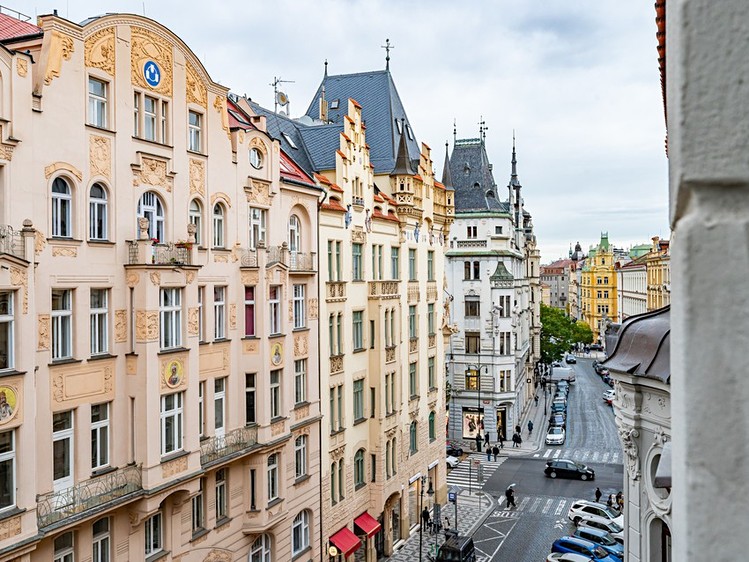 Pronájem bytu 4+1 184 m² - foto 6