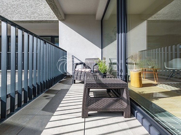 Pronájem bytu 1+kk 39 m² - foto 5