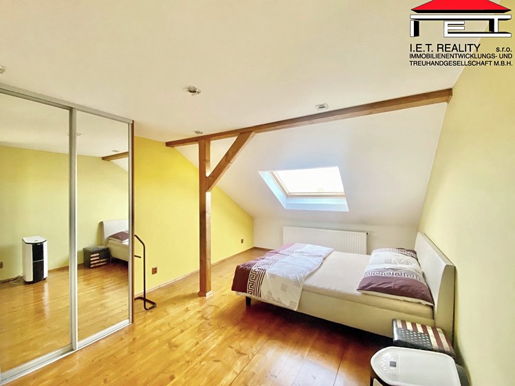Pronájem bytu 3+kk 110 m² - foto 4