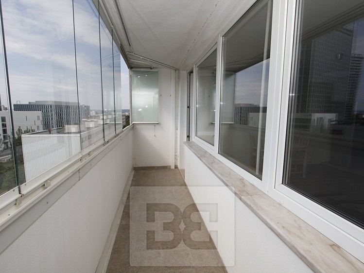 Pronájem bytu 3+kk 61 m² - foto 4