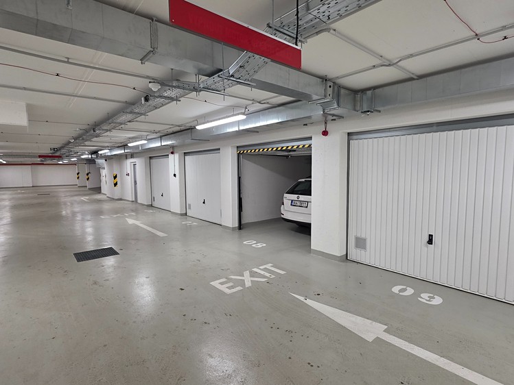 Pronájem bytu 2+kk 94 m² (Jednopodlažní) - foto 5