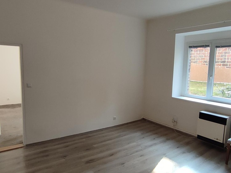 Pronájem bytu 2+kk 50 m² (Jednopodlažní) - foto 6