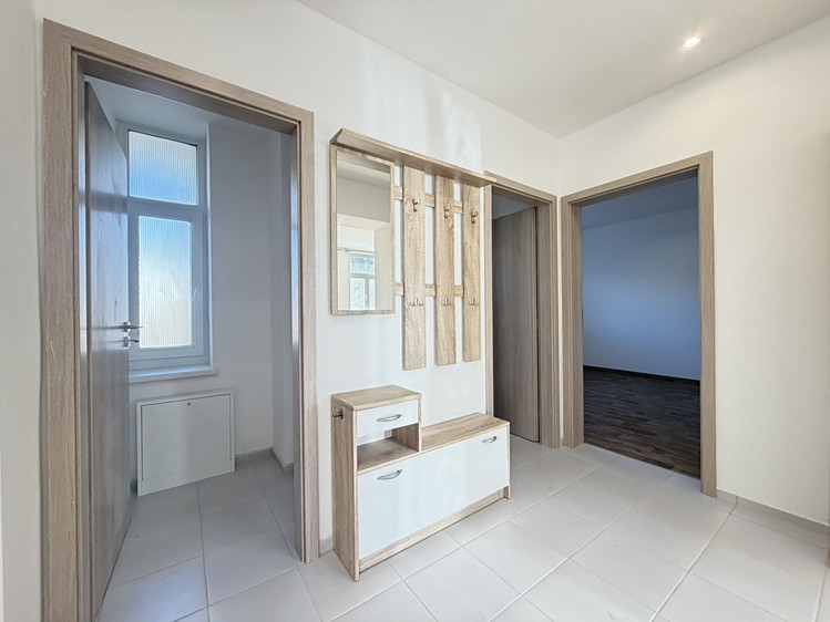Pronájem bytu 2+kk 60 m² - foto 8