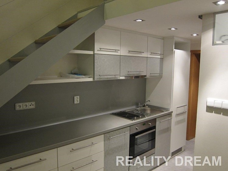Pronájem bytu 1+kk 33 m² - foto 1