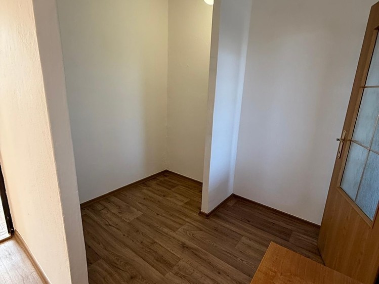 Pronájem bytu 2+1 54 m² - foto 7