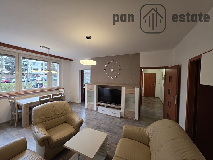 Pronájem bytu 3+1 73 m² - foto 1