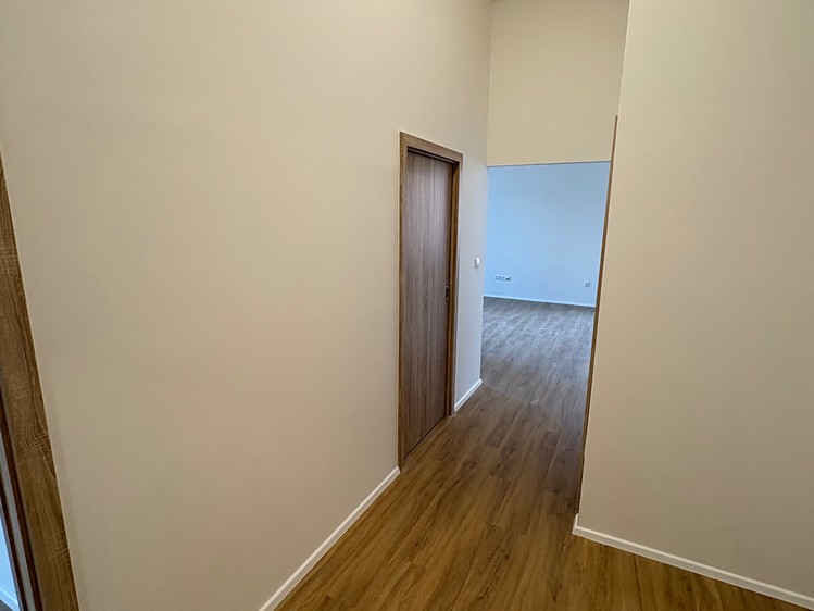 Pronájem bytu 3+kk 63 m² (Jednopodlažní) - foto 5