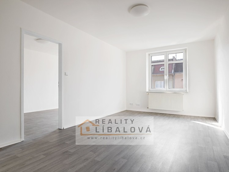 Pronájem bytu 2+1 53 m² - foto 6