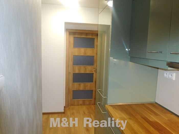 Pronájem bytu 3+kk 60 m² - foto 6