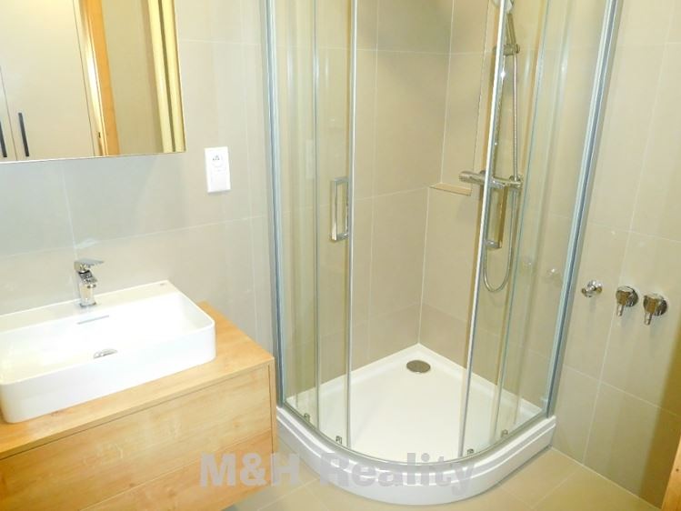 Pronájem bytu 2+1 59 m² - foto 3