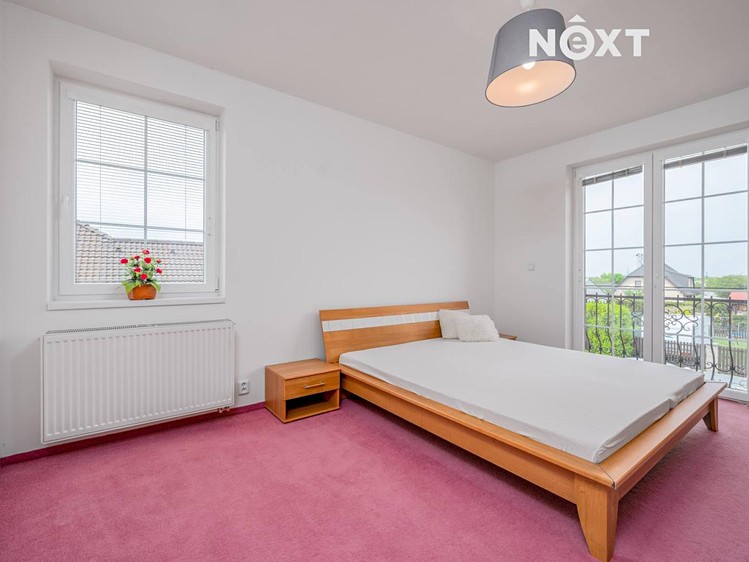 Pronájem bytu 3+kk 130 m² - foto 8