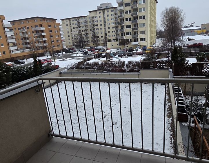Pronájem bytu 2+kk 64 m² - foto 6