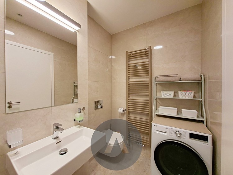 Pronájem bytu 2+kk 60 m² - foto 3
