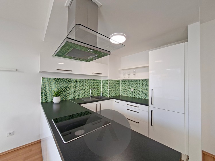 Pronájem bytu 2+kk 62 m² - foto 6