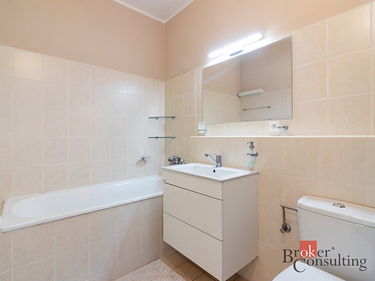 Pronájem bytu 2+kk 41 m² - foto 4