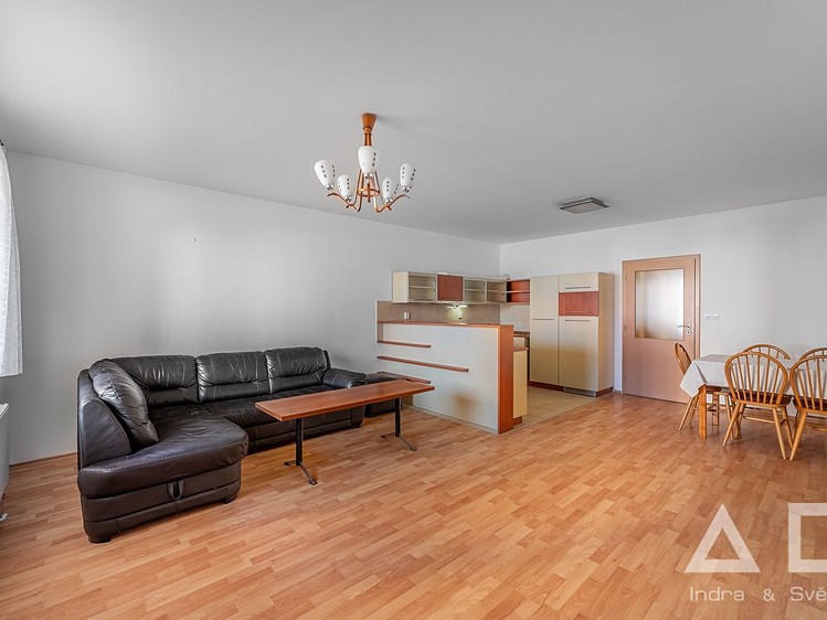 Pronájem bytu 2+kk 64 m² - foto 2