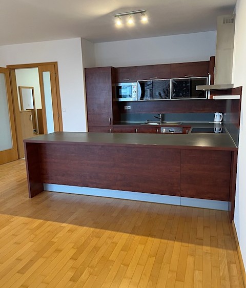 Pronájem bytu 3+kk 87 m² - foto 2