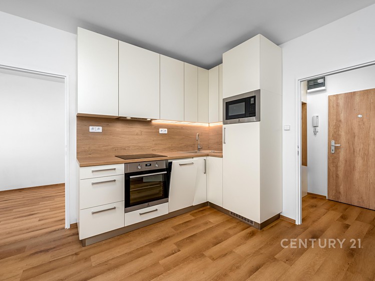 Pronájem bytu 2+kk 37 m² - foto 3