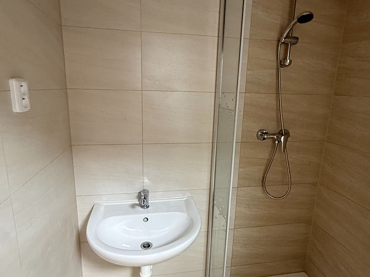 Pronájem bytu 3+1 77 m² - foto 6