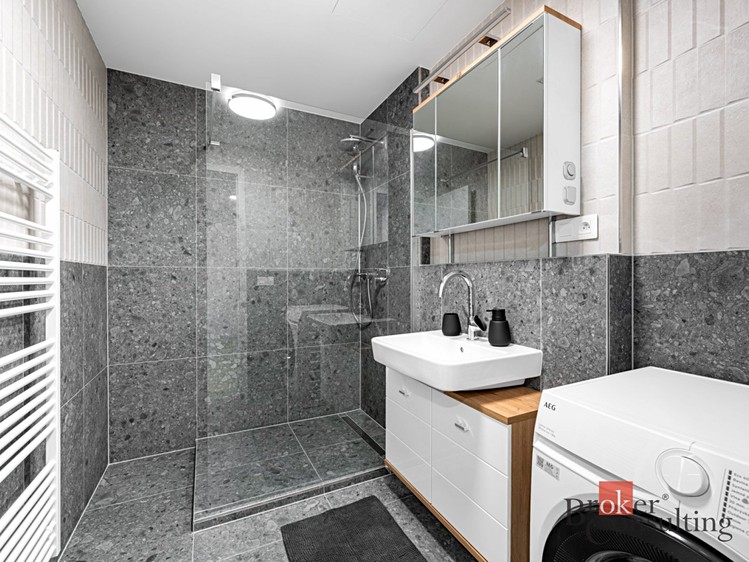 Pronájem bytu 2+kk 66 m² - foto 6