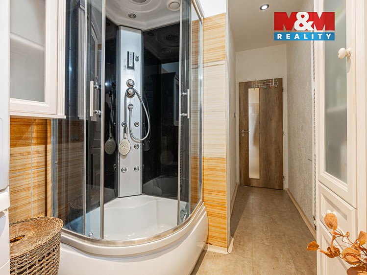 Pronájem bytu 3+kk 61 m² - foto 8
