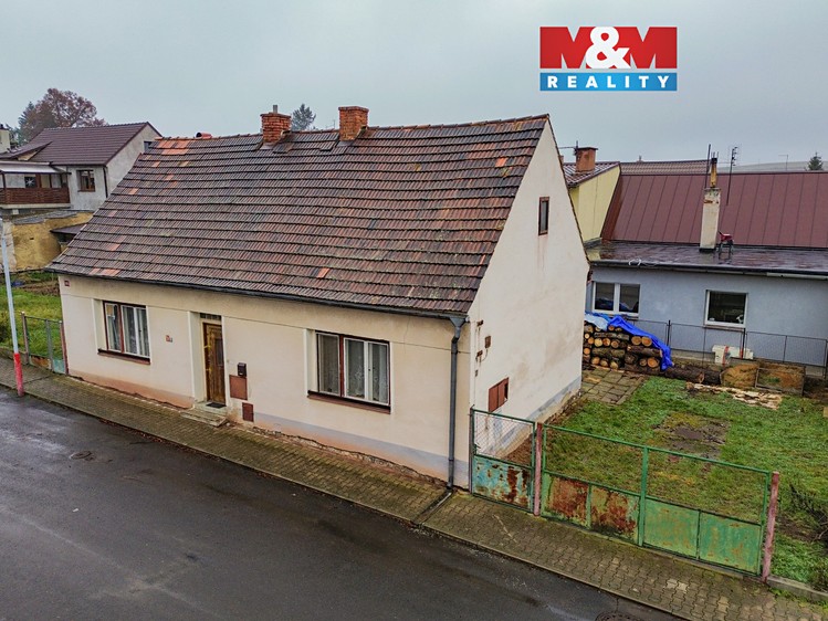 Prodej rodinného domu 80 m², pozemek 611 m² - foto 1