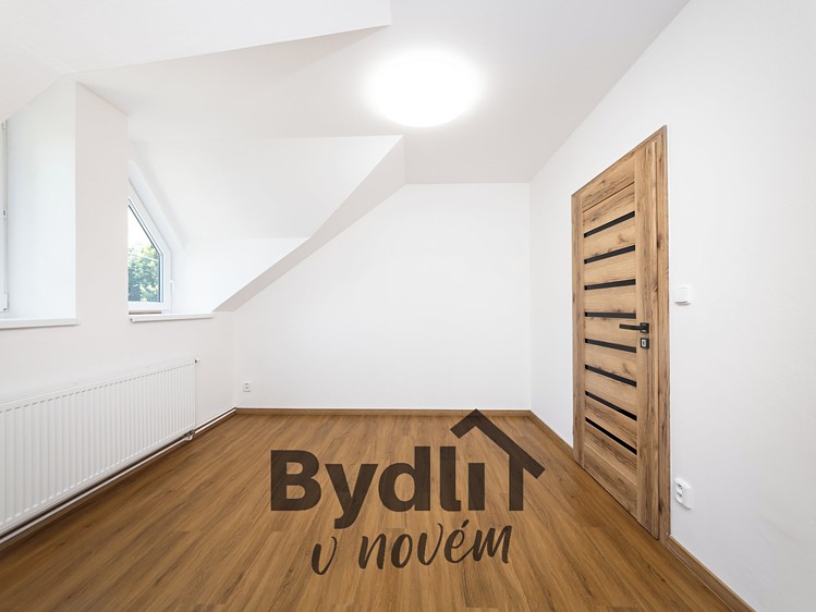 Prodej  rodinného domu 190 m², pozemek 703 m² - foto 7