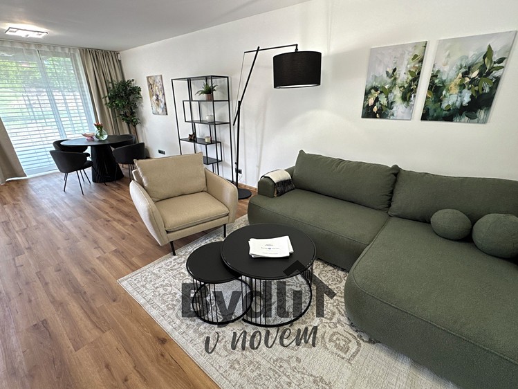 Prodej rodinného domu 110 m², pozemek 510 m² - foto 1