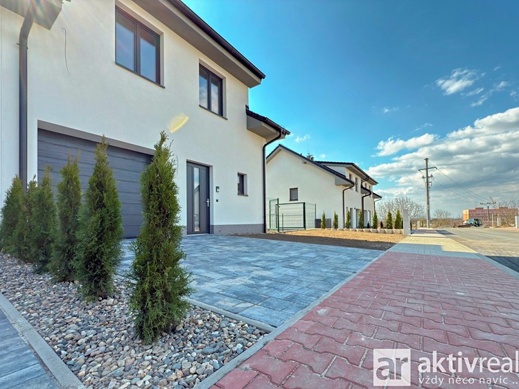 Prodej rodinného domu 127 m², pozemek 377 m² - foto 7