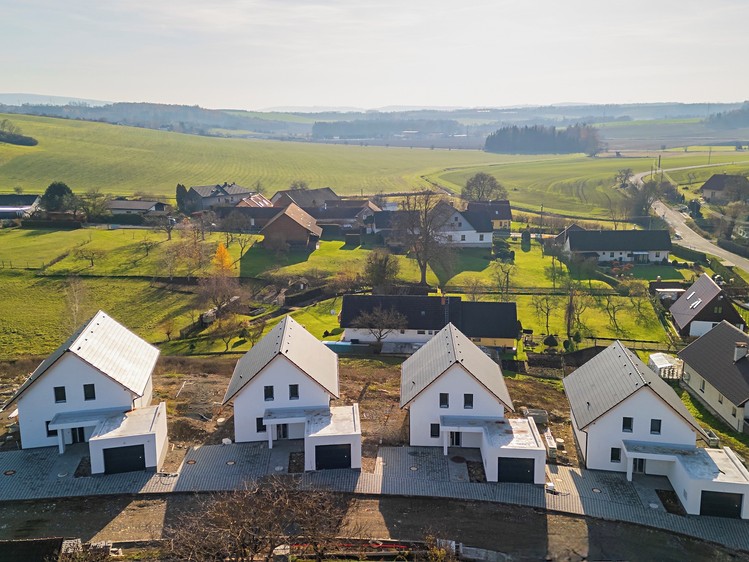 Prodej  rodinného domu 149 m², pozemek 627 m² - foto 3