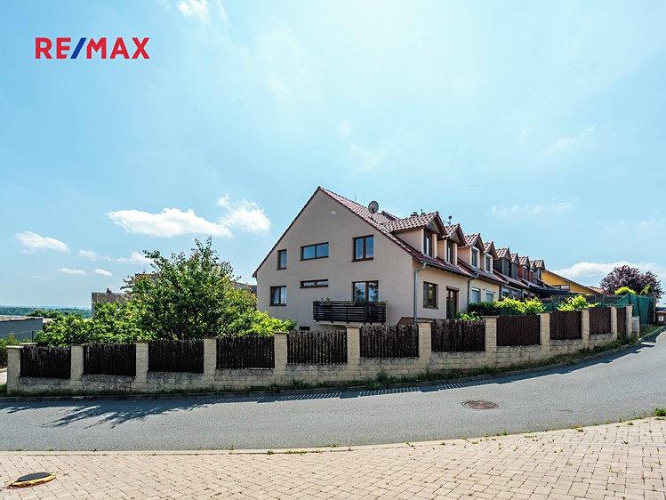 Prodej rodinného domu 168 m², pozemek 82 m² - foto 3