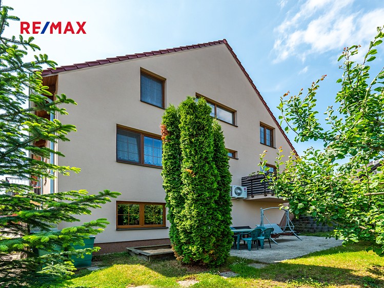 Prodej rodinného domu 168 m², pozemek 82 m² - foto 4